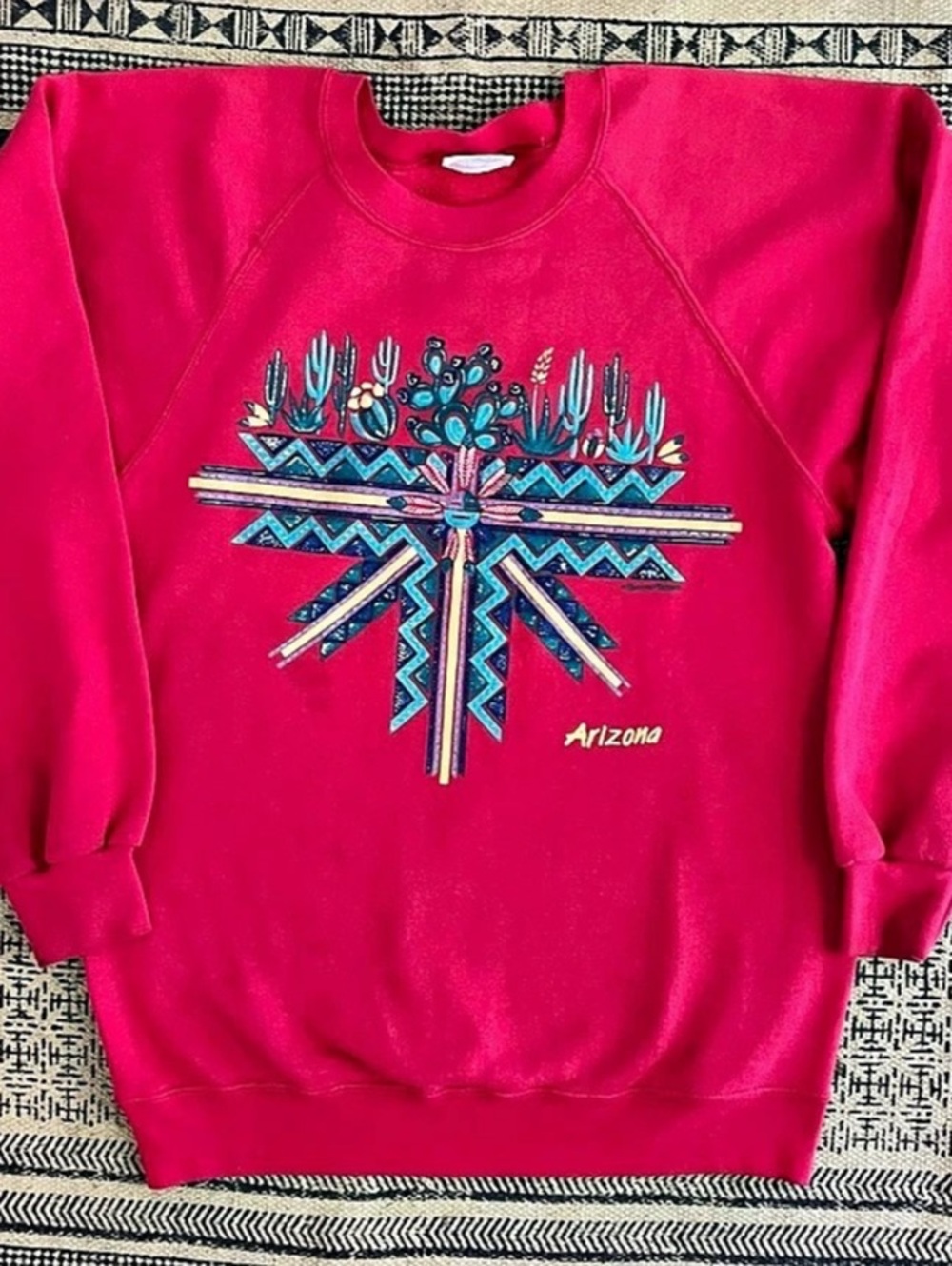 Santé Fe by Prima Geometric Arizona Sweatshirt Size Medium